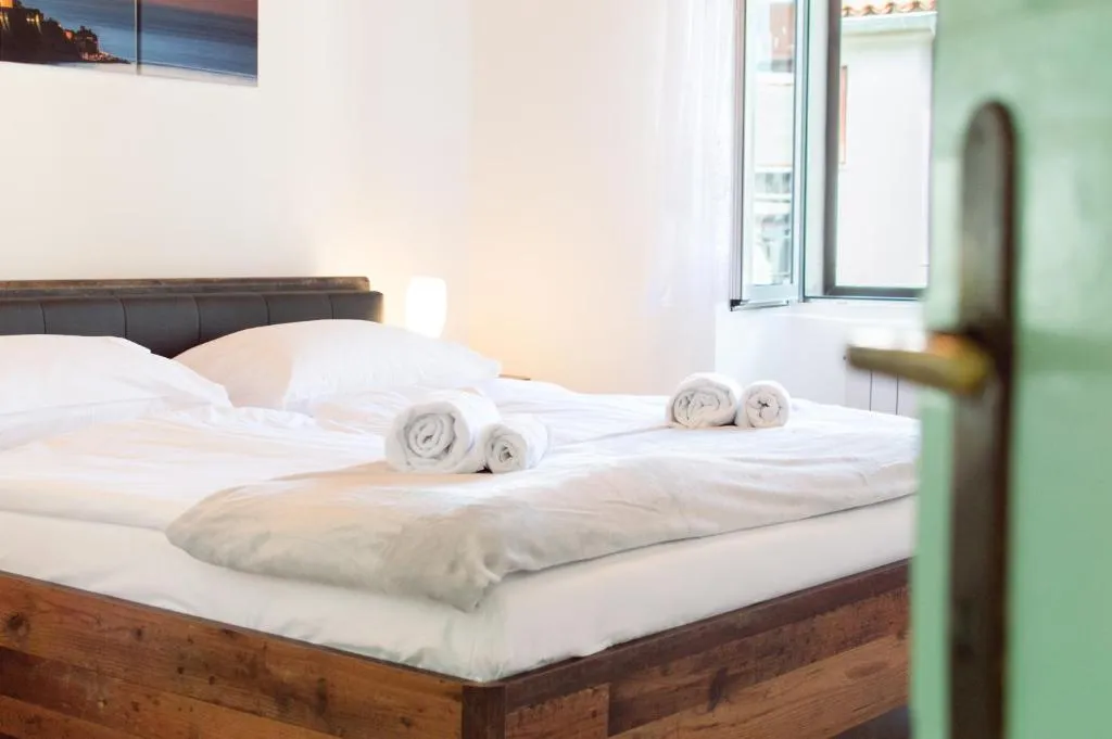 3-Bedroom Apartment in Piran for Up to 6