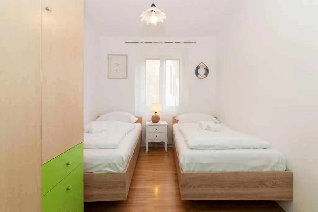 3-Bedroom Apartment in Piran for Up to 6