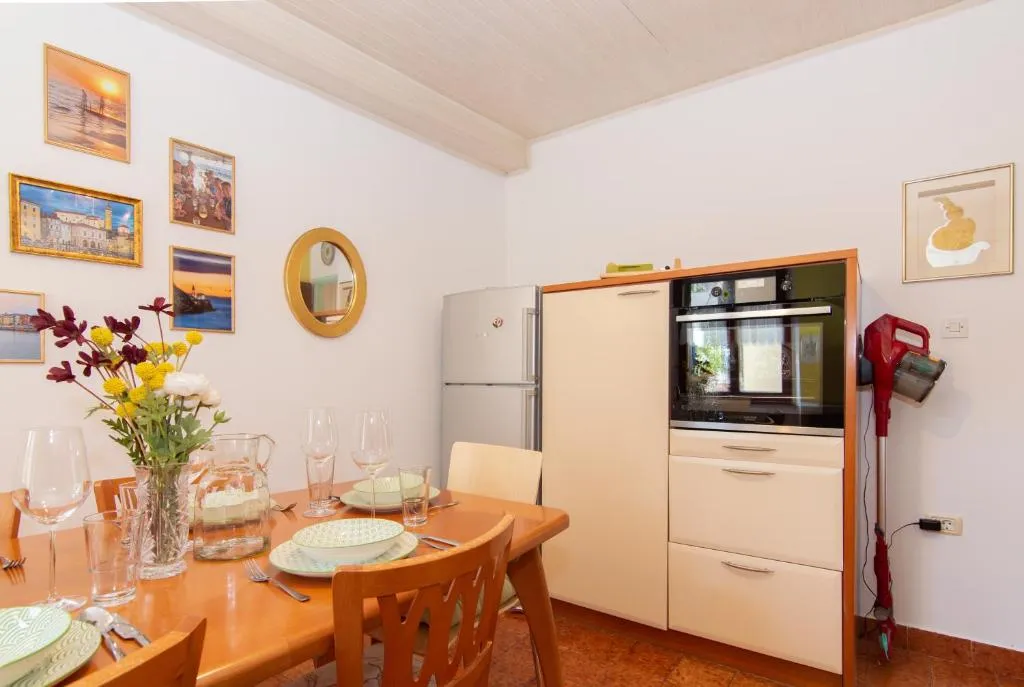 3-Bedroom Apartment in Piran for Up to 6