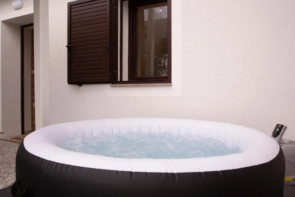 Sečovlje 2-Bedroom Apartment with Garden Views