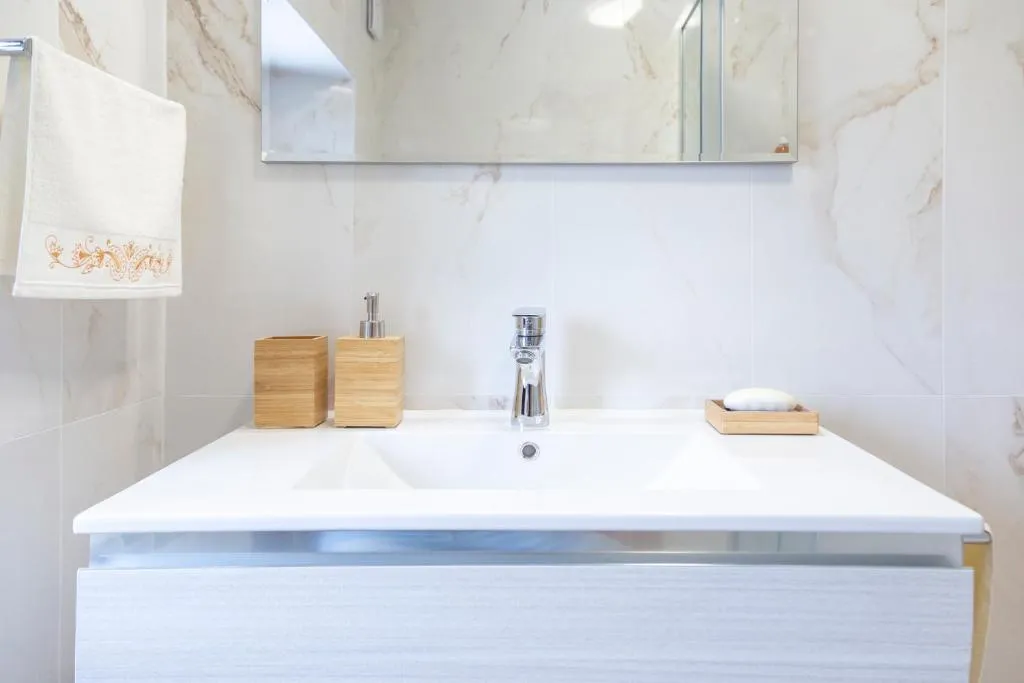 Sečovlje 2-Bedroom Apartment with Garden Views