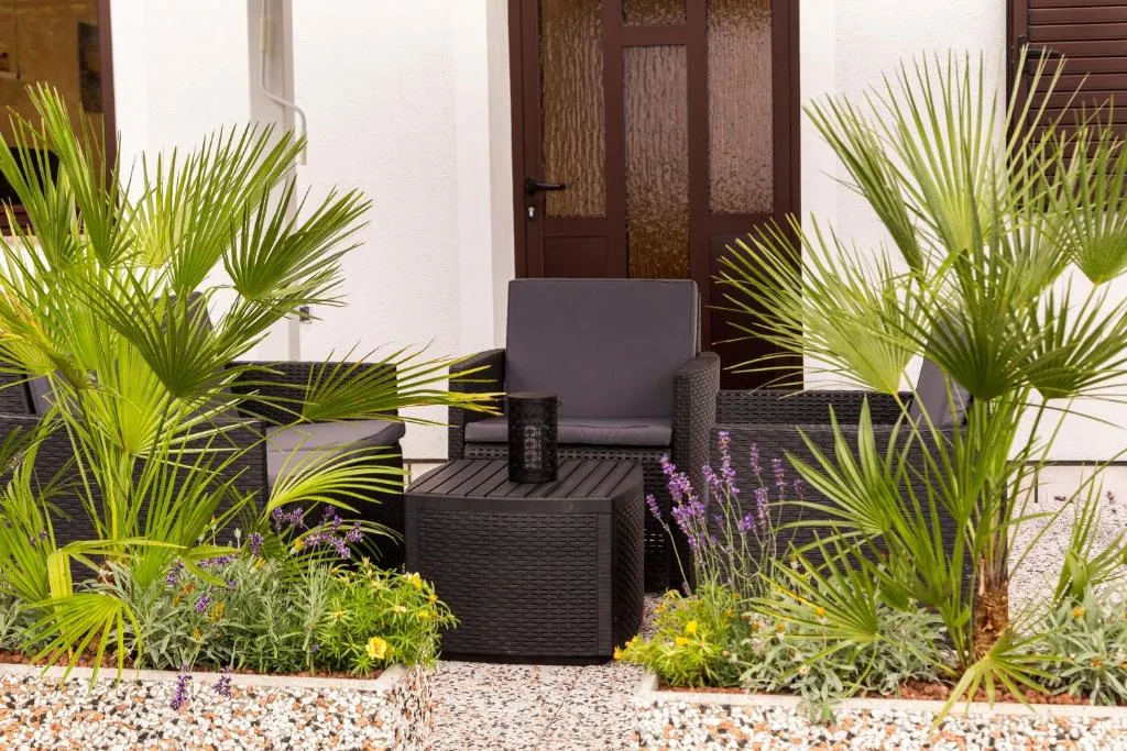 Sečovlje 2-Bedroom Apartment with Garden Views