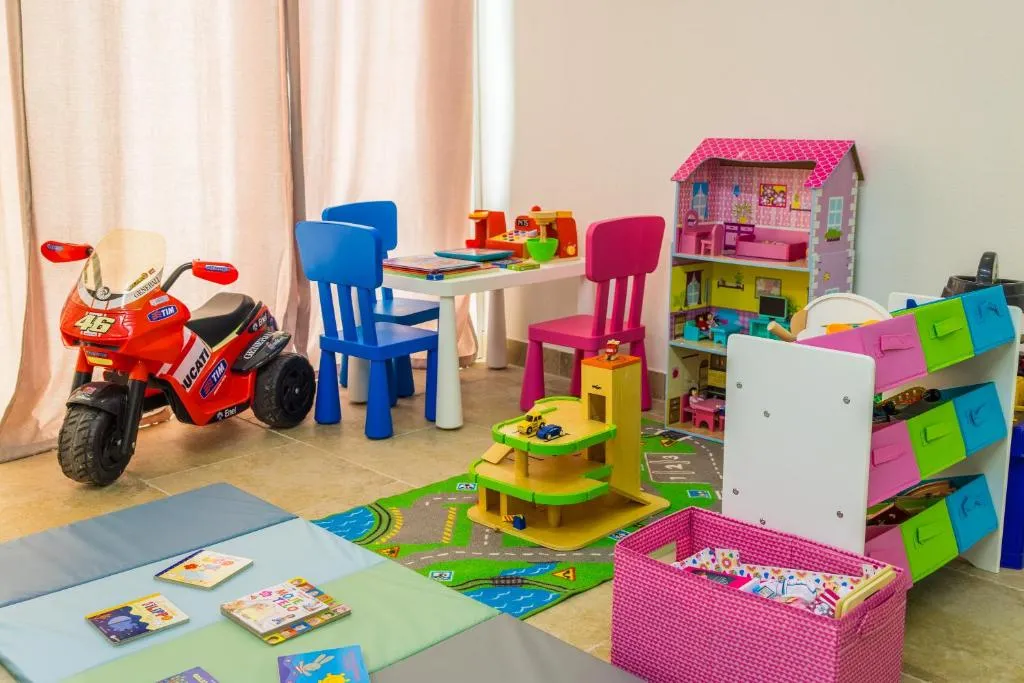 Sečovlje 2-Bedroom Apartment with Garden Views