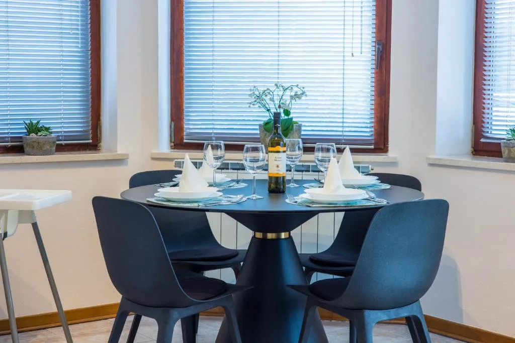 2-Bedroom Apartment in Sečovlje for 4 Guests