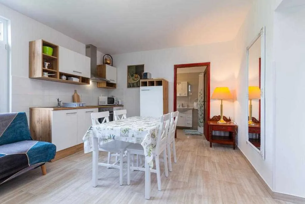 Studio Apartment with Balcony in Portorož (Up to 3)