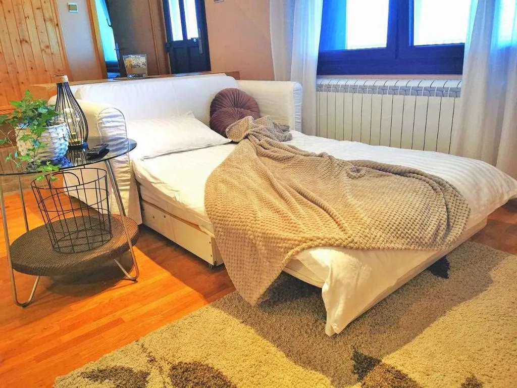 Portorož 1-Bedroom Apartment for Up to 3 Guests