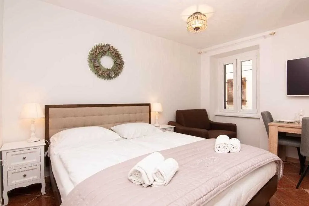 Air-Conditioned Studio in Piran for 2 Guests