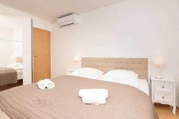 Air-Conditioned Duplex Apartment in Piran (Sleeps 4)