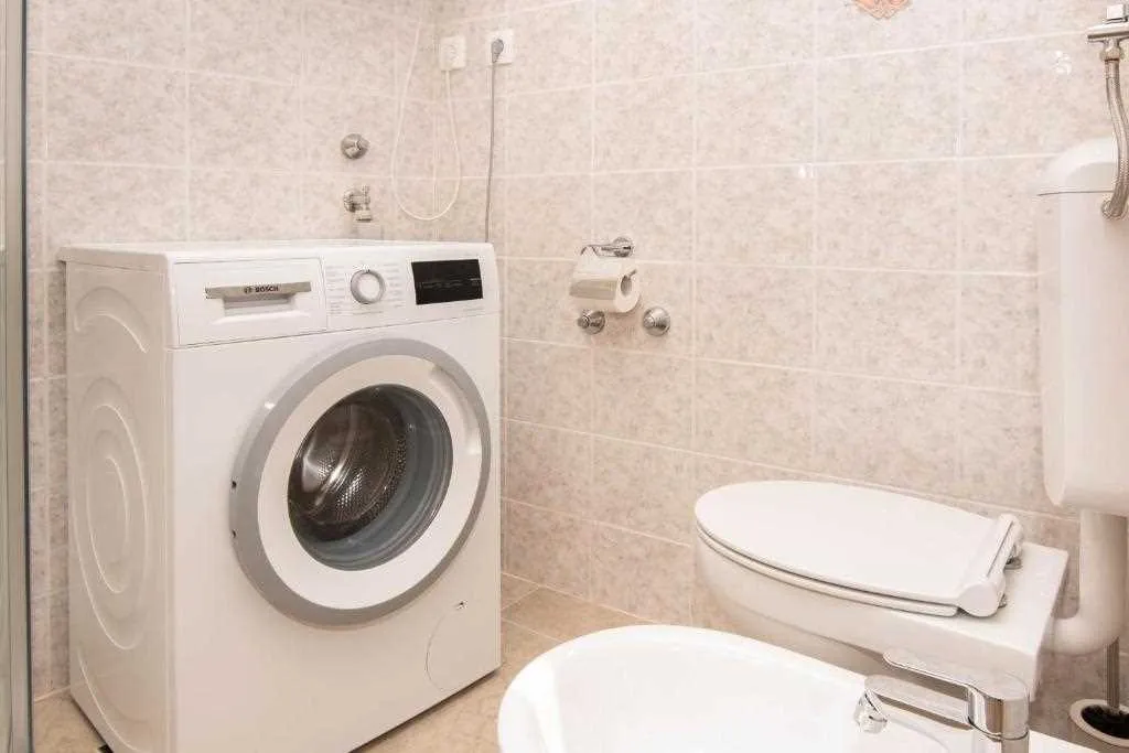 Air-Conditioned Duplex Apartment in Piran (Sleeps 4)