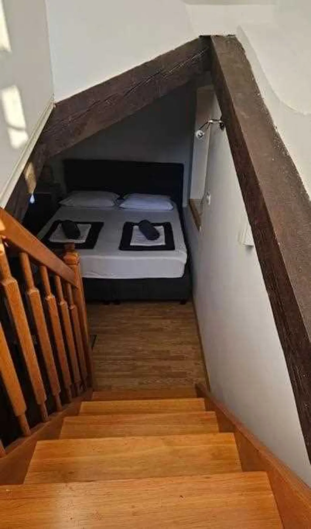 One-Bedroom Apartment with Rooftop Terrace in Piran