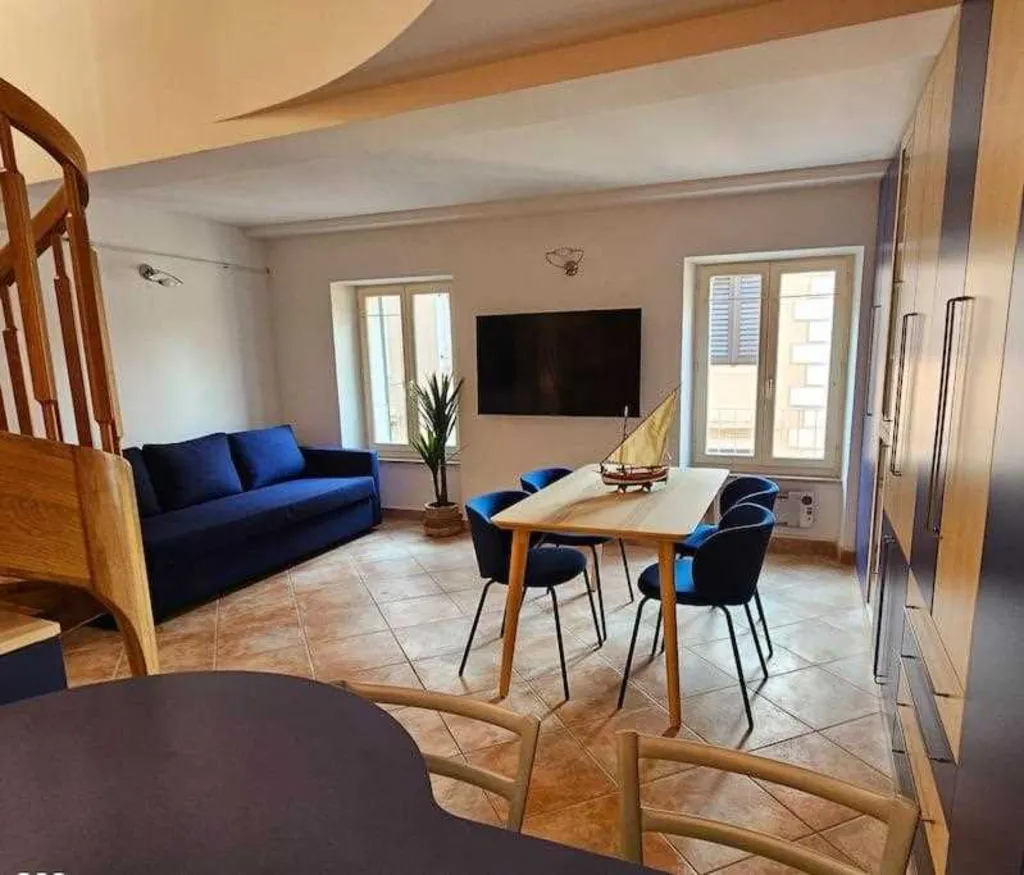 One-Bedroom Apartment with Rooftop Terrace in Piran