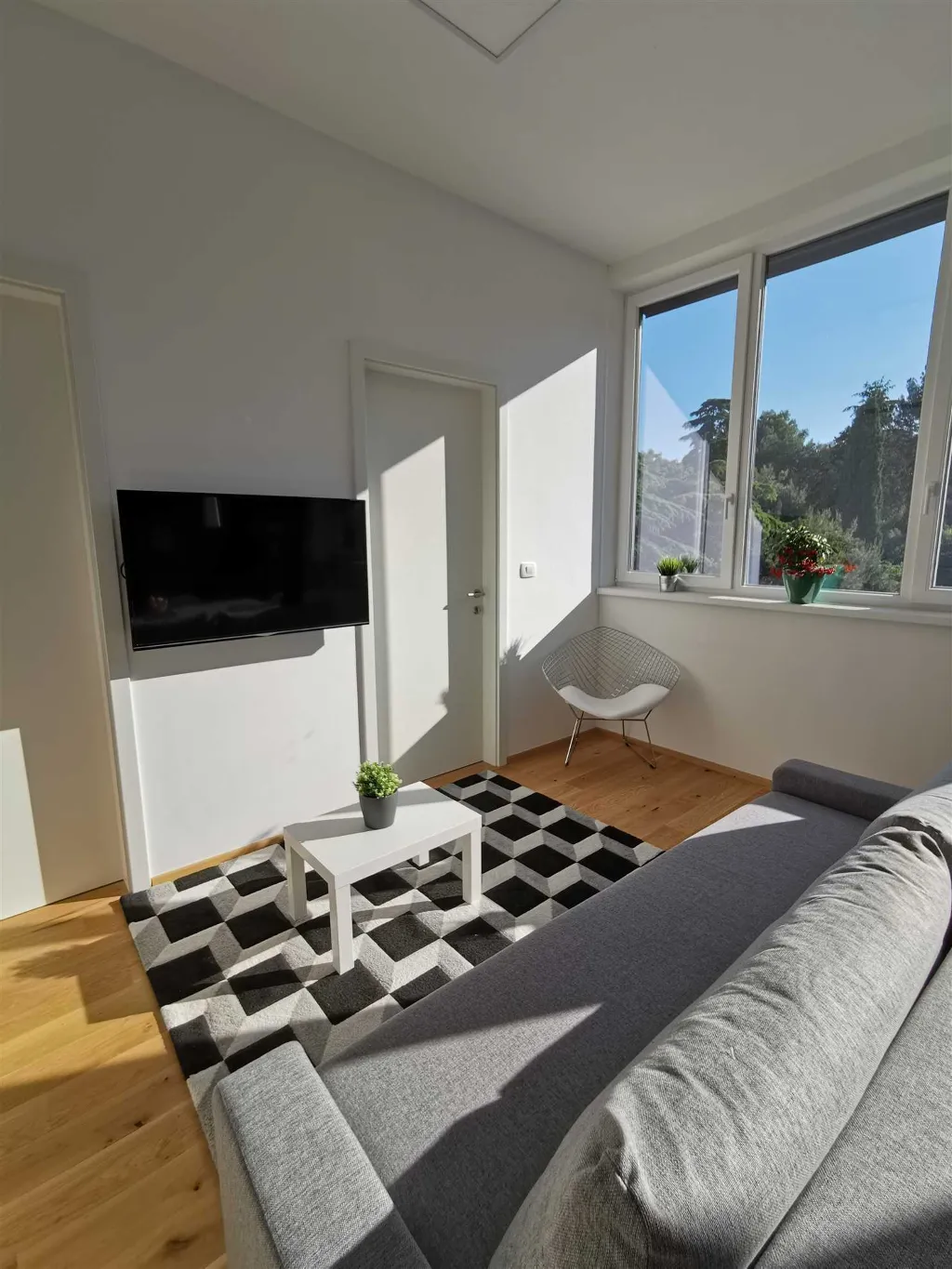 One-Bedroom Apartment in Koper for Up to 5