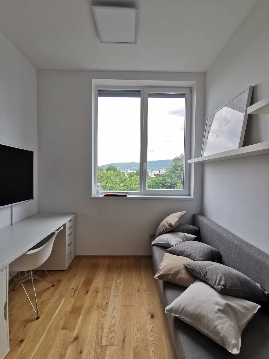 One-Bedroom Apartment in Koper for up to 3