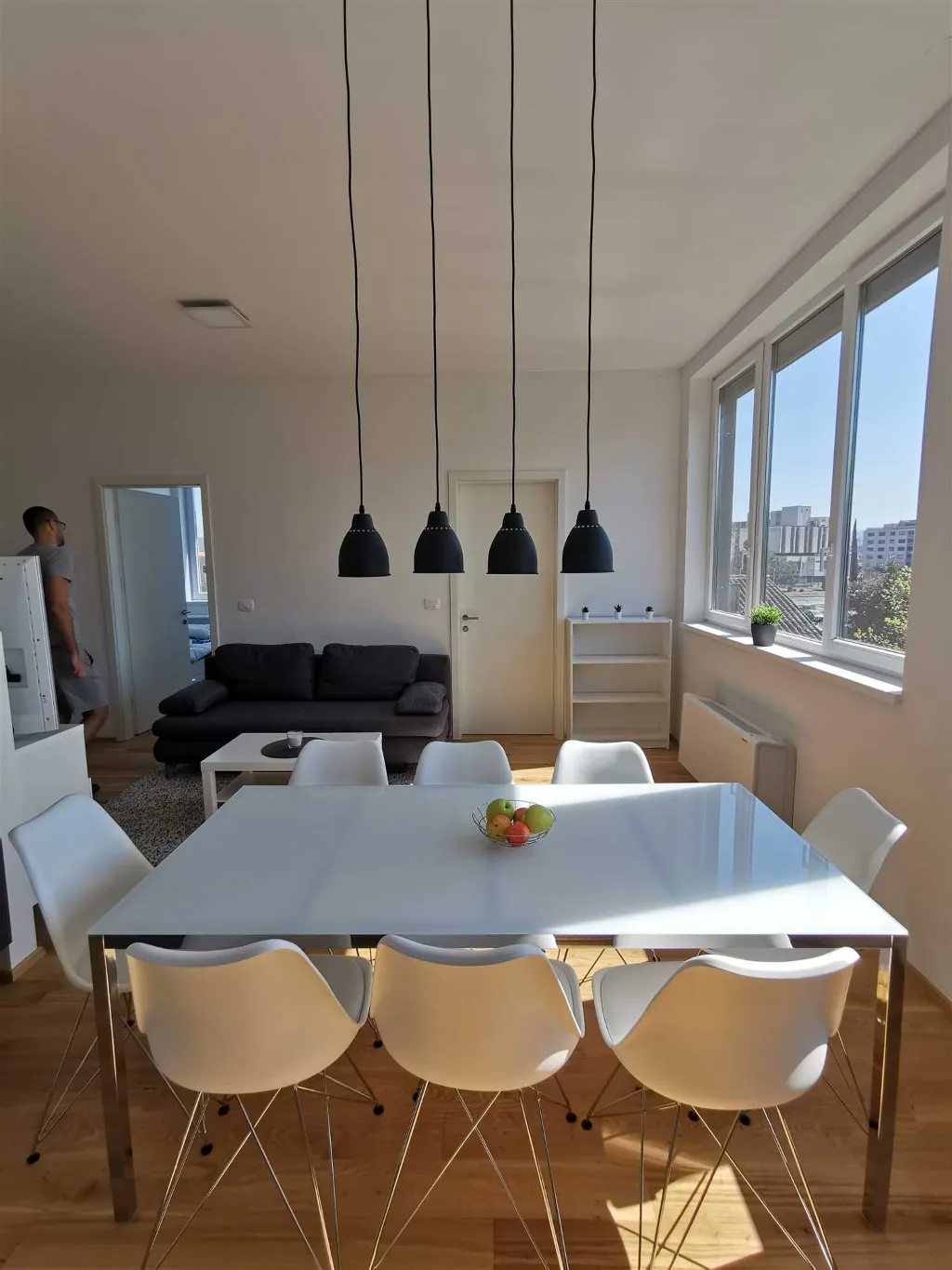 Three-Bedroom Apartment in Koper for Up to 7