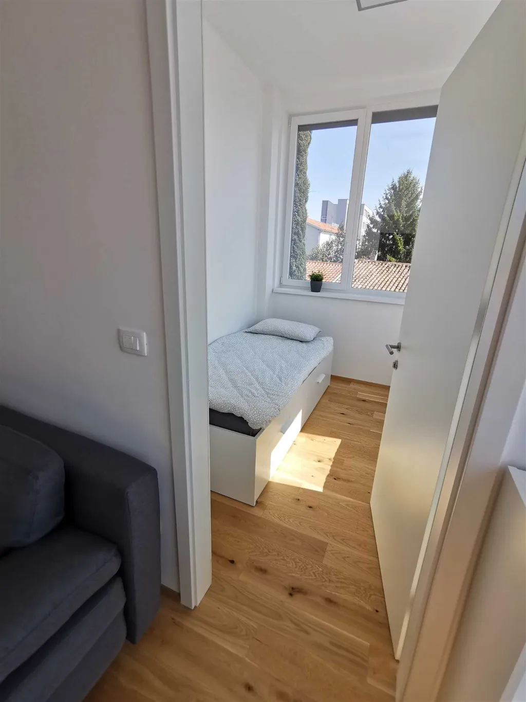 Three-Bedroom Apartment in Koper for Up to 7