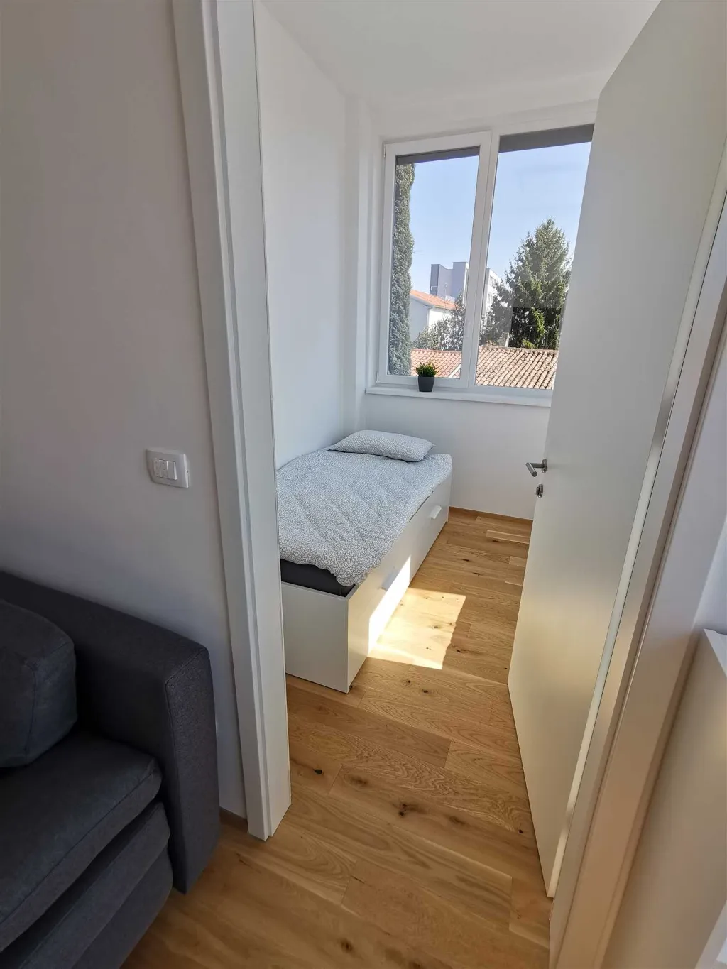 Three-Bedroom Apartment in Koper for Up to 7