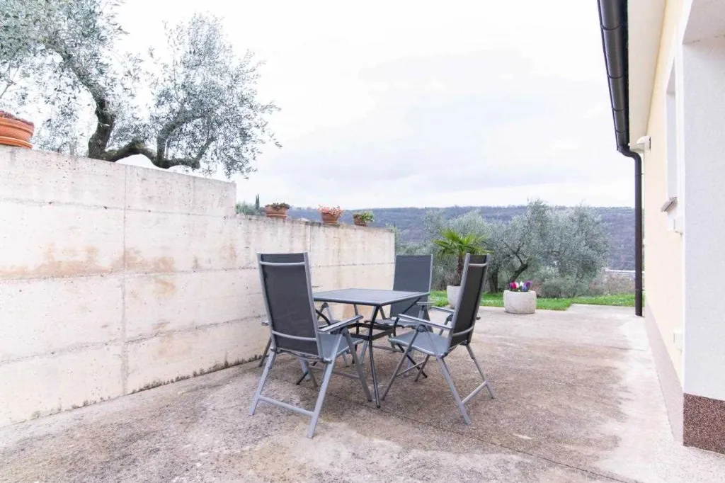 One-Bedroom Apartment with Terrace in Portorož