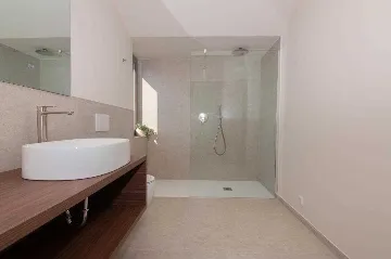 3-Bedroom Apartment with Balcony and Terrace in Portorož