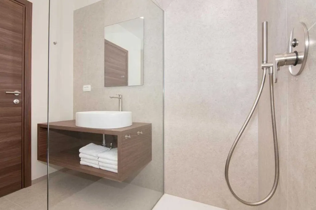 3-Bedroom Apartment with Balcony and Terrace in Portorož