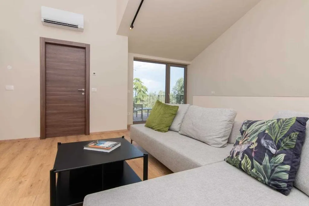 3-Bedroom Apartment with Balcony and Terrace in Portorož