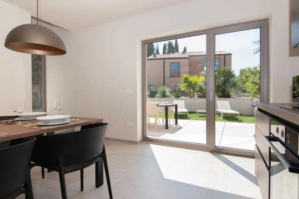 3-Bedroom Apartment with Balcony and Terrace in Portorož