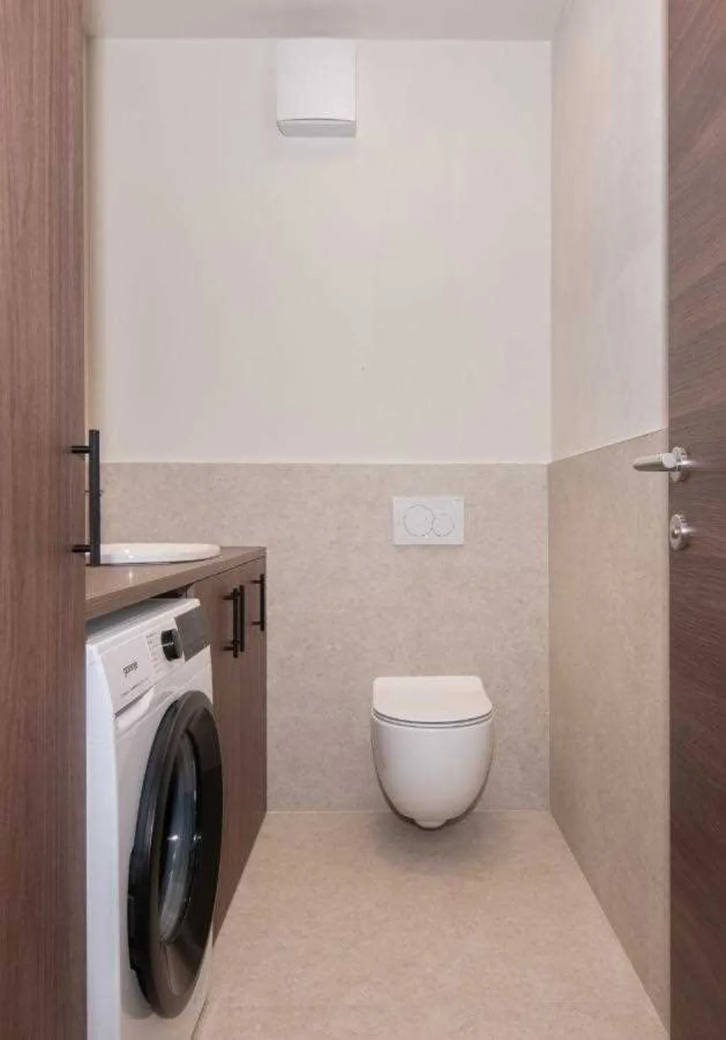 3-Bedroom Apartment with Balcony and Terrace in Portorož