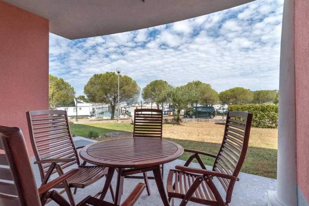 Portorož 2-Bedroom Apartment for 4 Guests