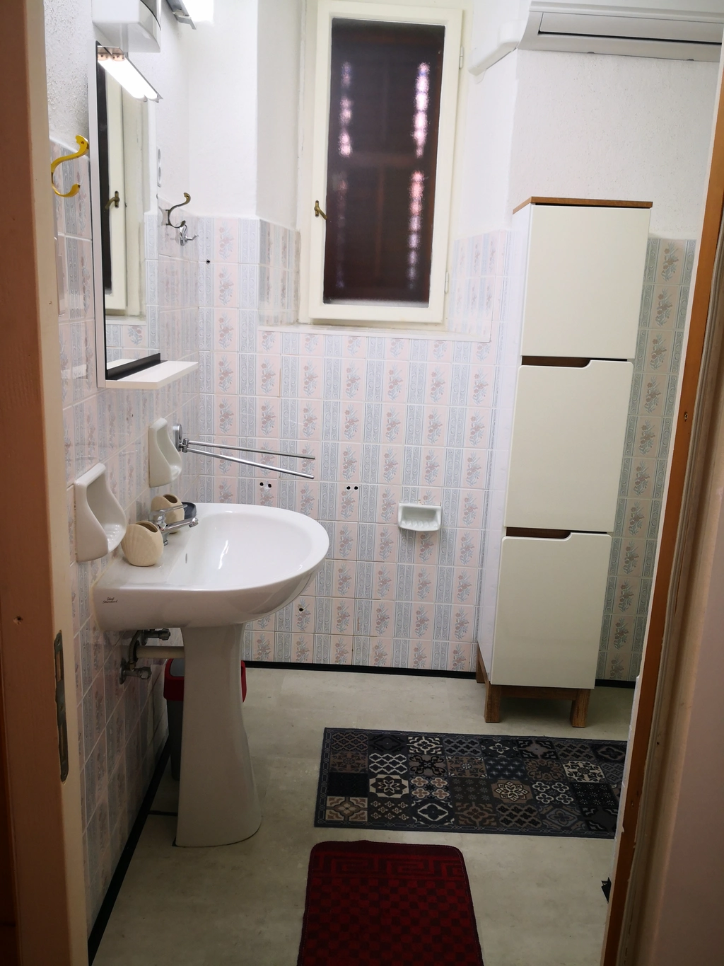 Koper Apartment for Up to 7 Guests