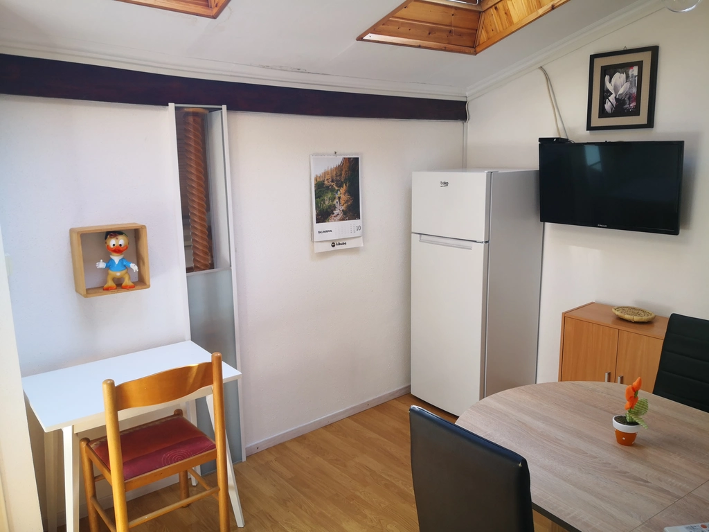 Koper Apartment for Up to 7 Guests