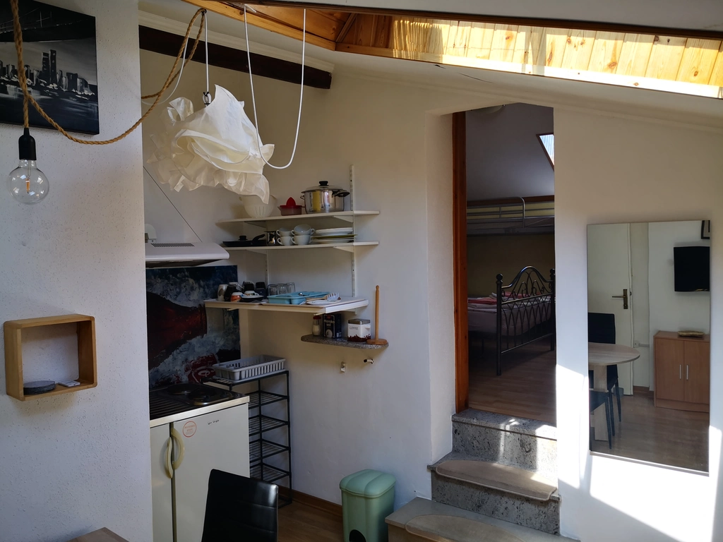 Koper Apartment for Up to 7 Guests