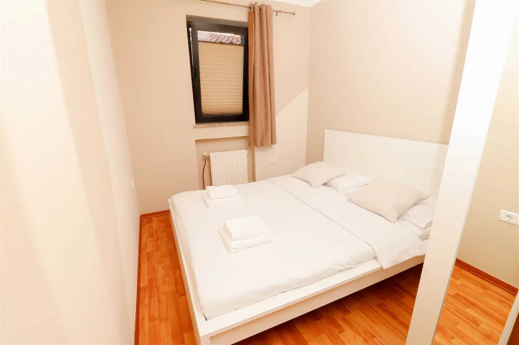 One-Bedroom Apartment for Up to 3 in Koper