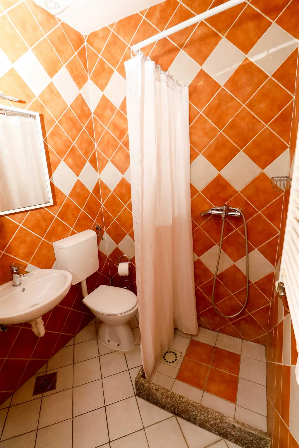 One-Bedroom Apartment for Up to 3 in Koper