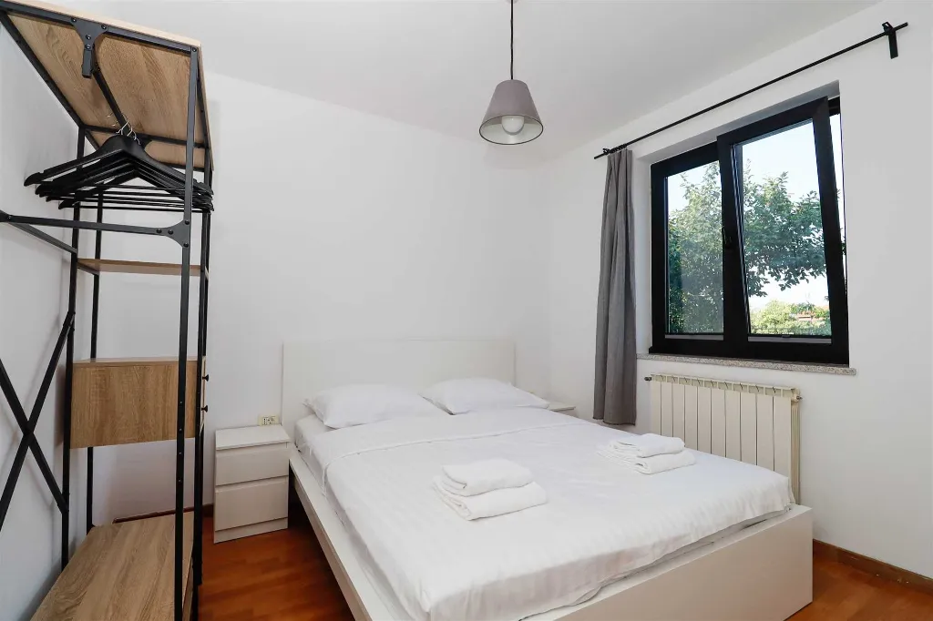 One-Bedroom Apartment in Koper for 2 Guests
