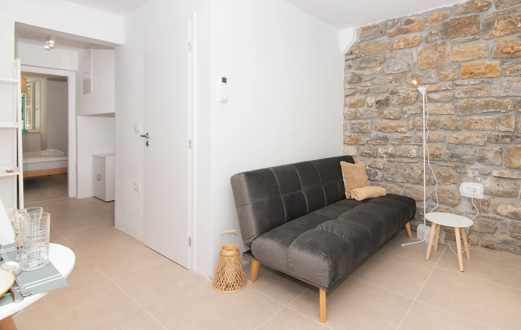 Apartment with Terrace in Piran