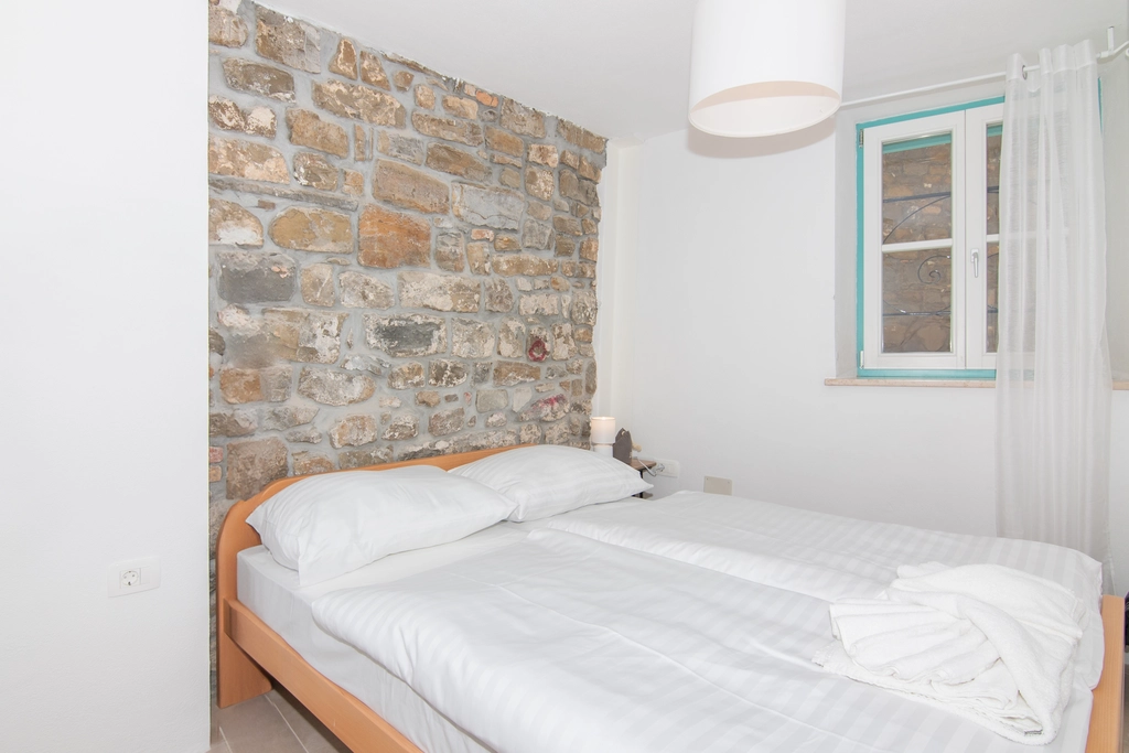 Apartment with Terrace in Piran