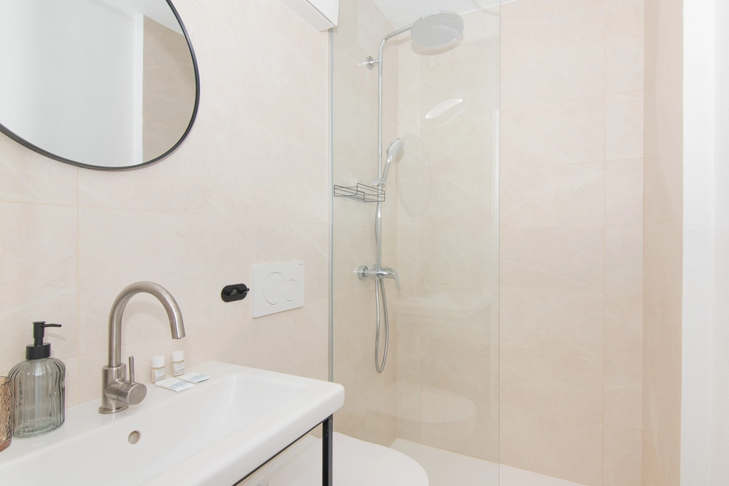 Apartment with Terrace in Piran