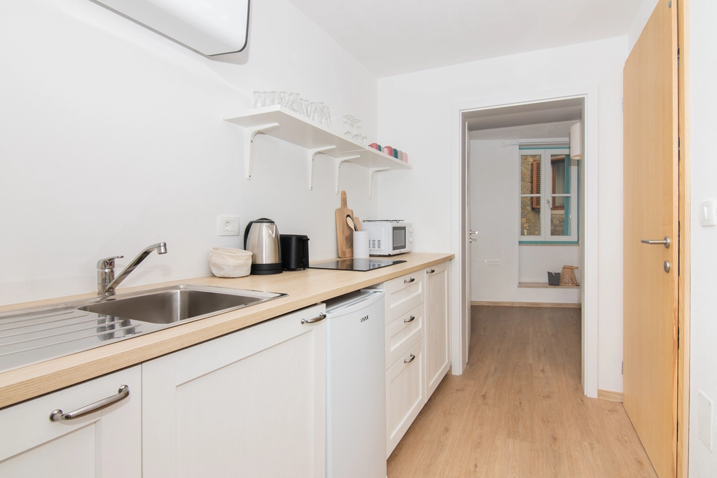 Cozy One-Bedroom Apartment in Piran