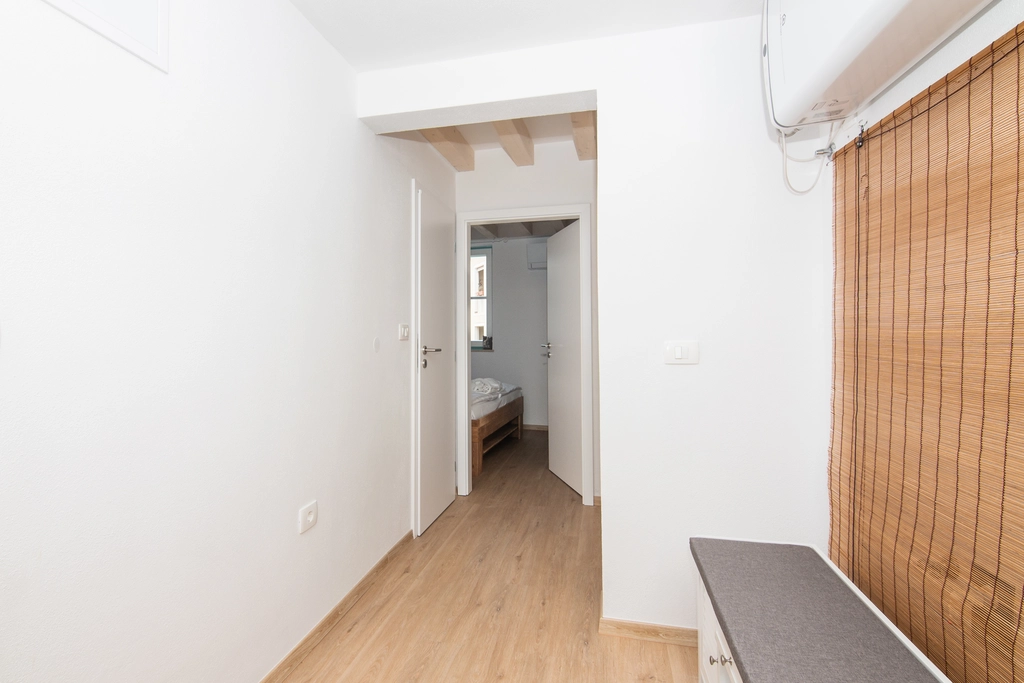 Two-Bedroom City Apartment in Piran for 5 Guests