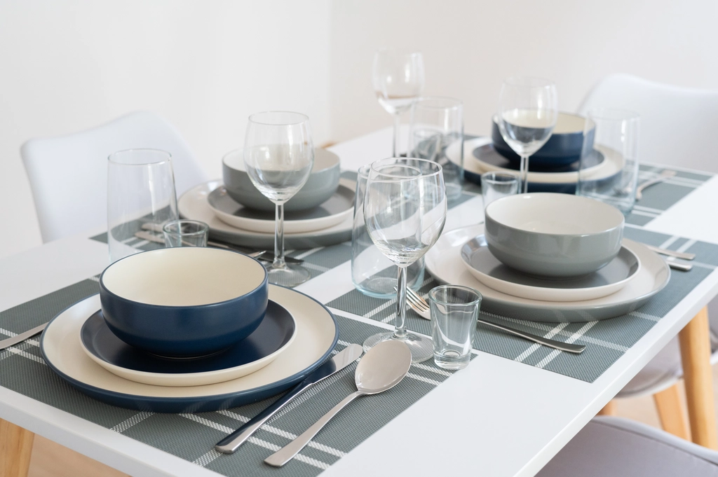 Two-Bedroom City Apartment in Piran for 5 Guests