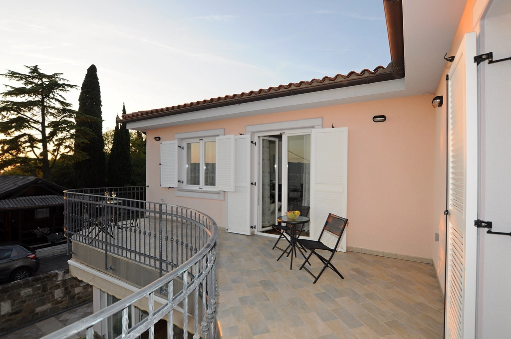 One-Bedroom Apartment in Sečovlje for Two