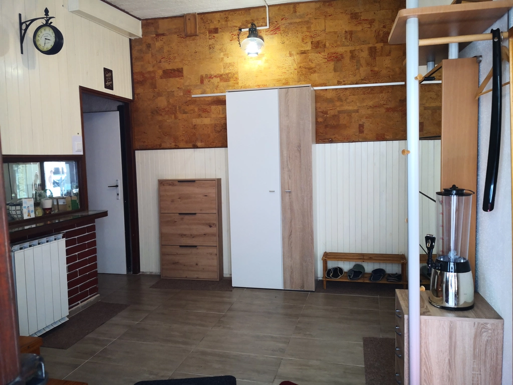 One-Bedroom Apartment for up to 3 Guests in Koper