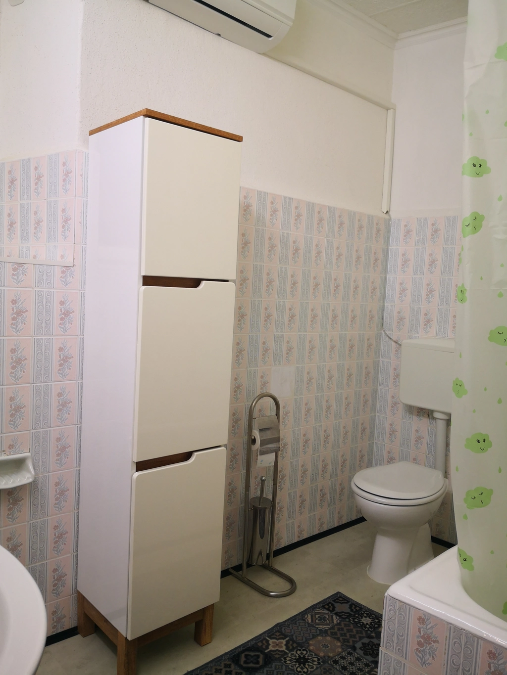 One-Bedroom Apartment for up to 3 Guests in Koper