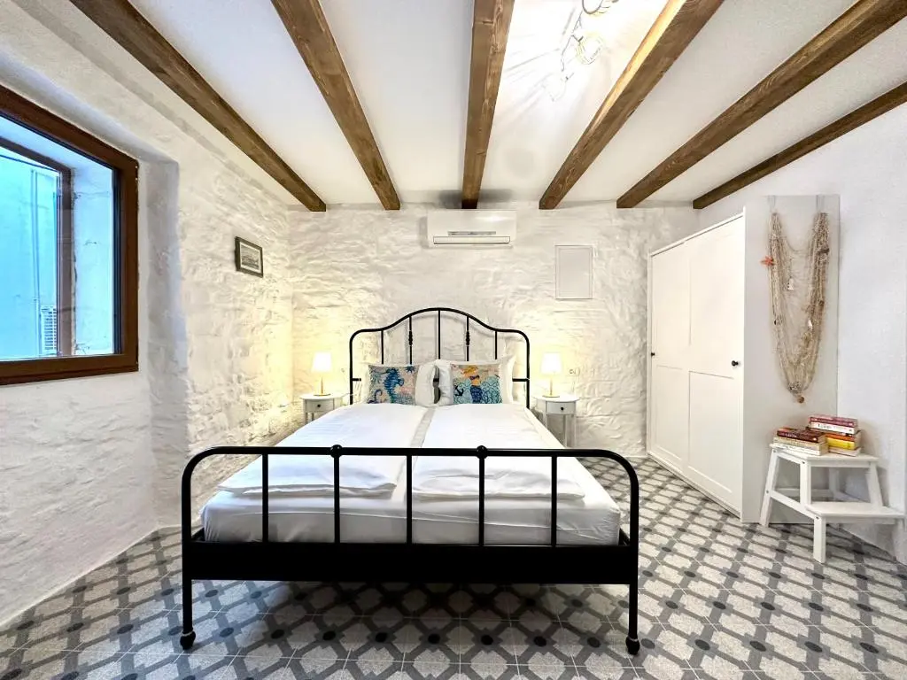 Studio Apartment with Balcony in Piran