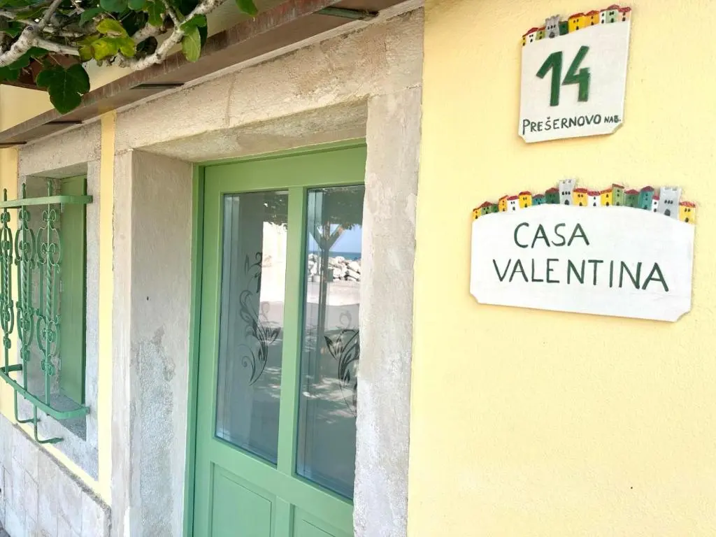 1-Guest House in Piran with Rooftop Terrace