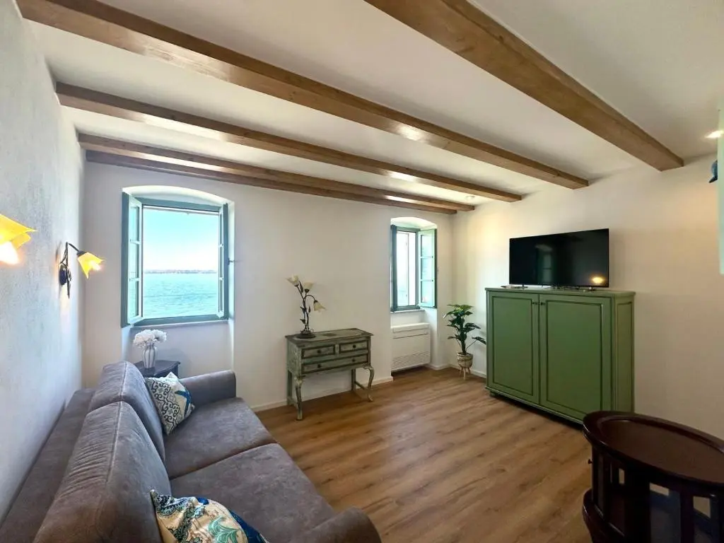 1-Guest House in Piran with Rooftop Terrace