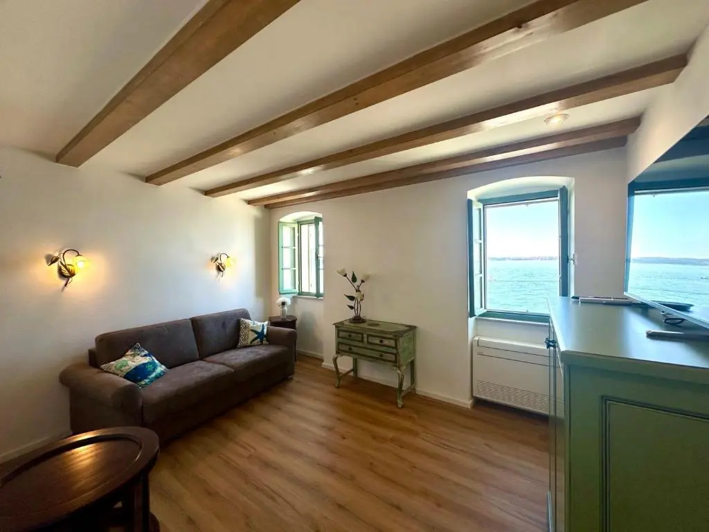 1-Guest House in Piran with Rooftop Terrace