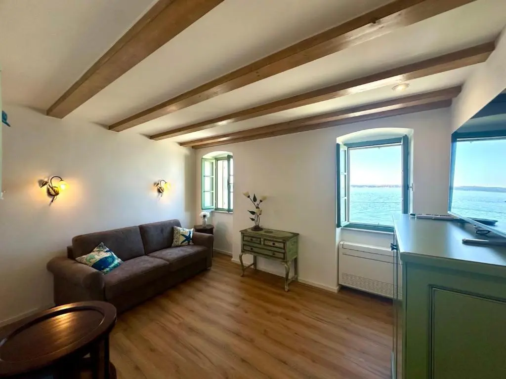 1-Guest House in Piran with Rooftop Terrace