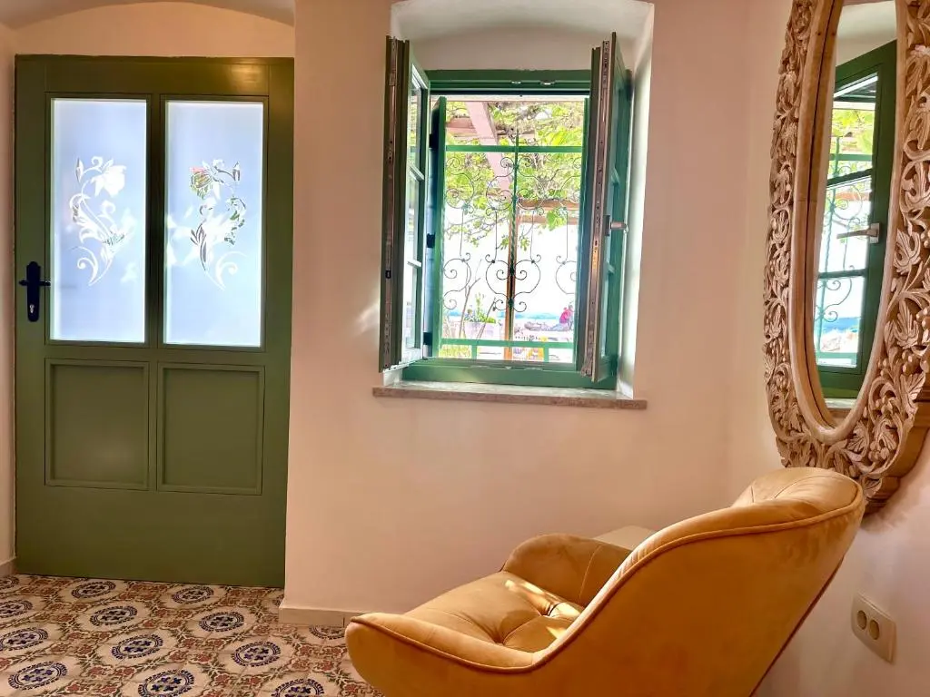 1-Guest House in Piran with Rooftop Terrace