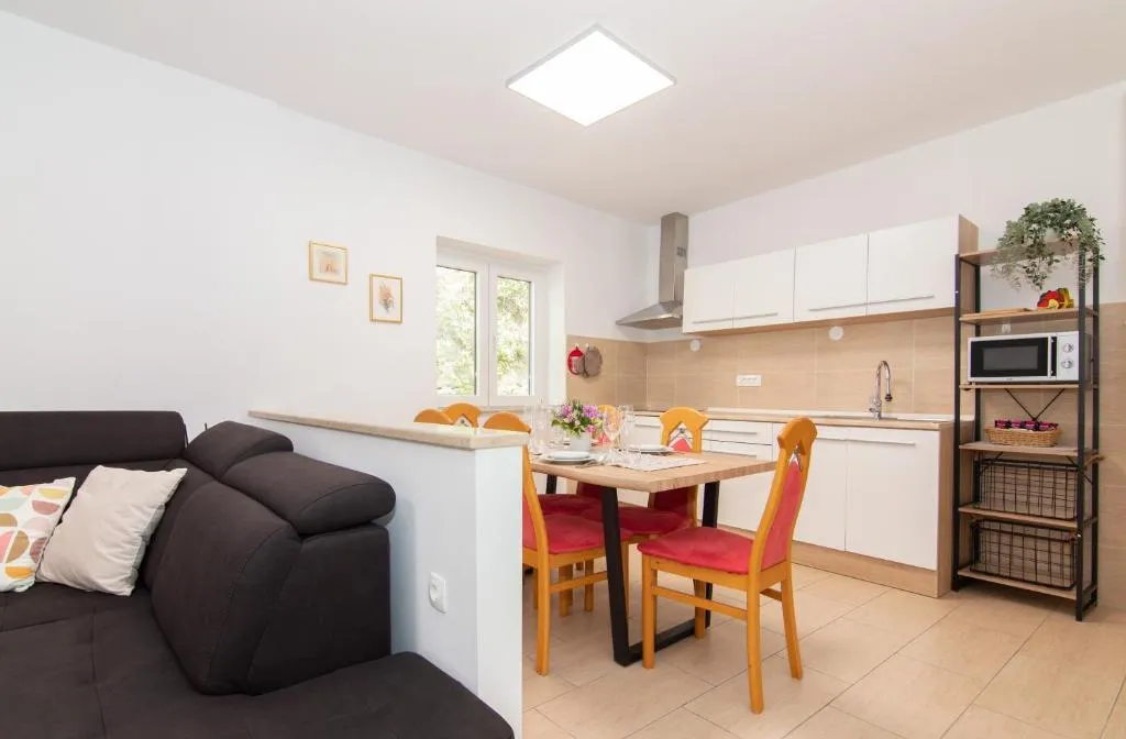 Two-Bedroom Apartment in Piran for 4 Guests