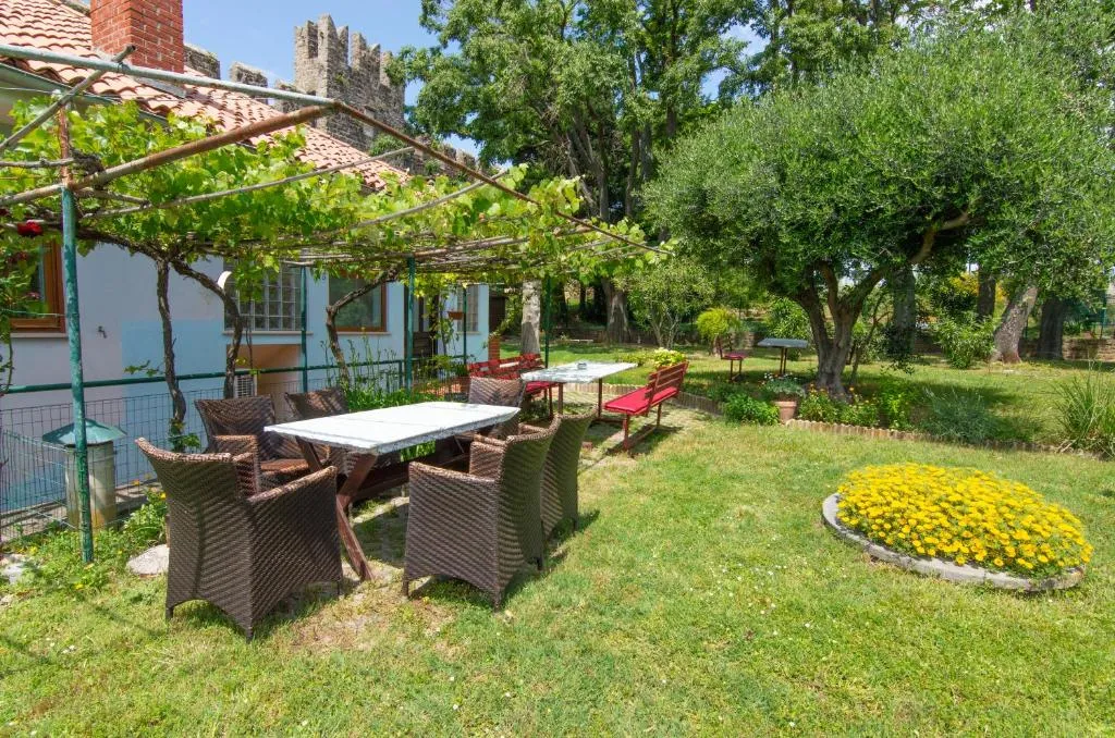 Two-Bedroom Apartment in Piran for 4 Guests